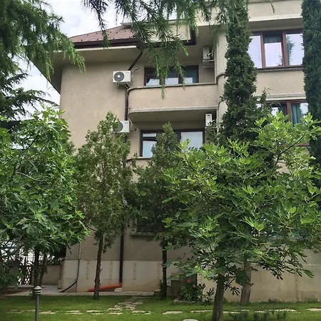 Луксозна вила Elmar